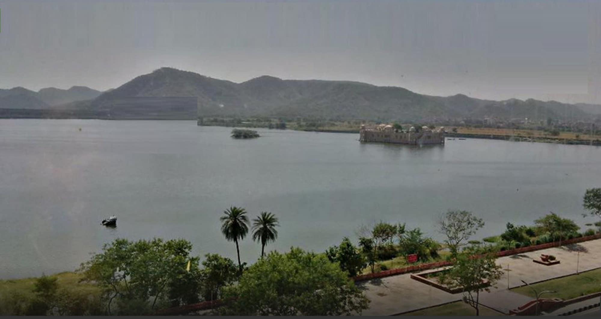 Regenta Central Jal Mahal, Dźajpur Zewnętrze zdjęcie